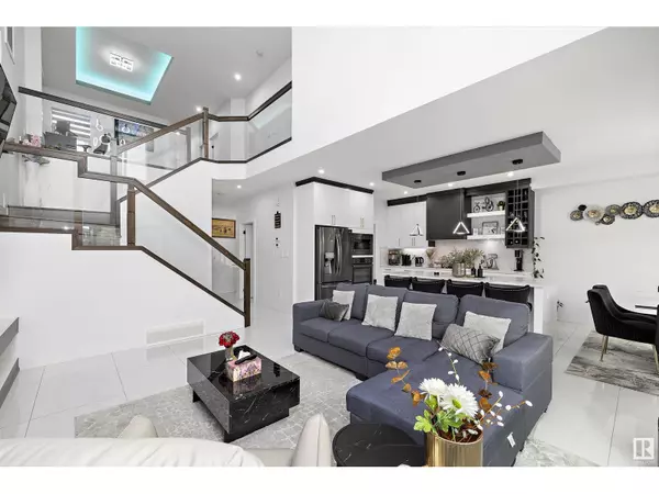 Edmonton, AB T6W5E6,5343 KIMBALL PL SW