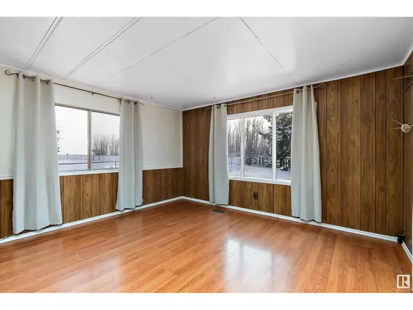 Rural Leduc County, AB T0C2T0,20 3166 HWY 622