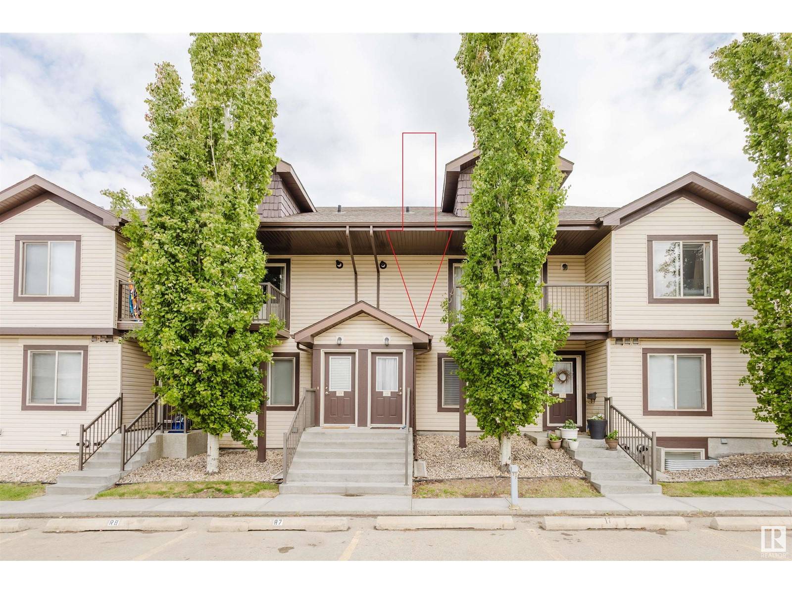#18 604 62 ST SW, Edmonton, AB T6X0K4
