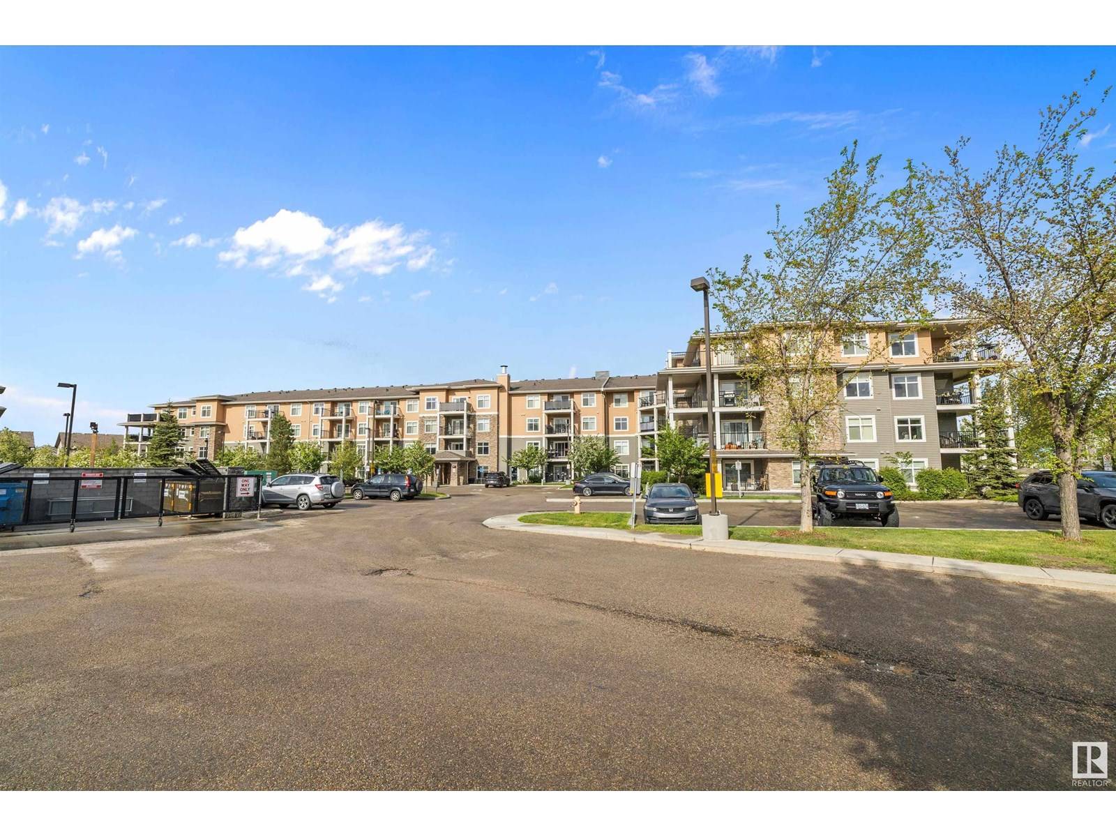 Edmonton, AB T5Z0G8,#314 6070 SCHONSEE WY NW
