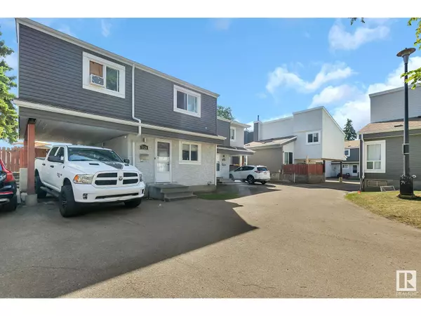 Edmonton, AB T6L2C1,5526 19A AVE NW NW