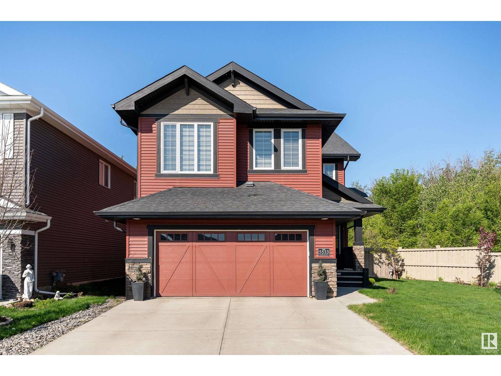Edmonton, AB T6M0N8,5533 EDWORTHY WY NW