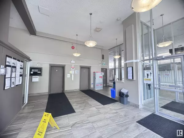 Edmonton, AB T5K1B7,#505 9730 106 ST NW