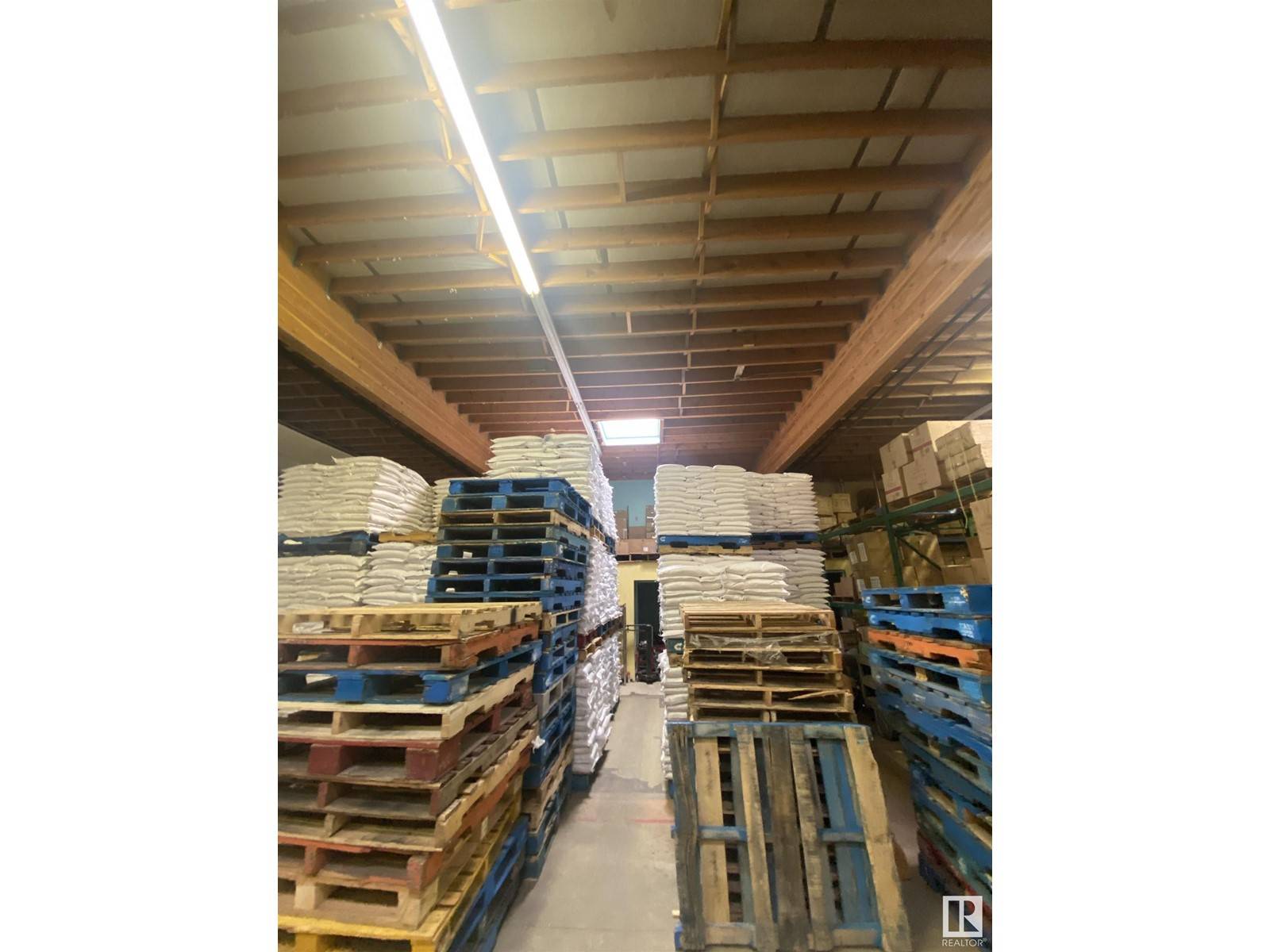 Edmonton, AB T5H0S3,8704 106A AV NW