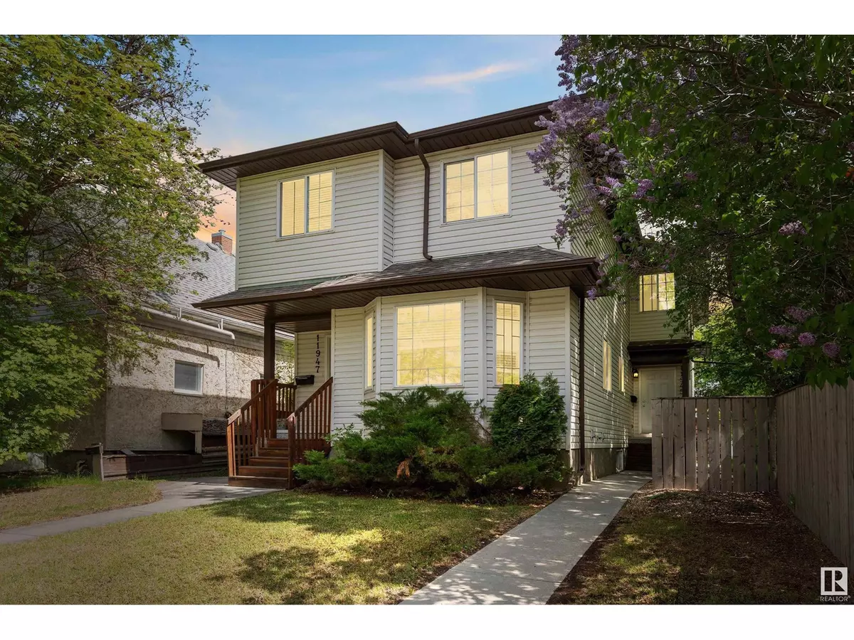 Edmonton, AB T5B2N8,11945/11947 80 ST NW