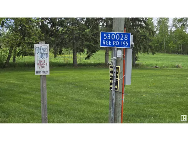530028 RR 195, Rural Lamont County, AB T0B2R0