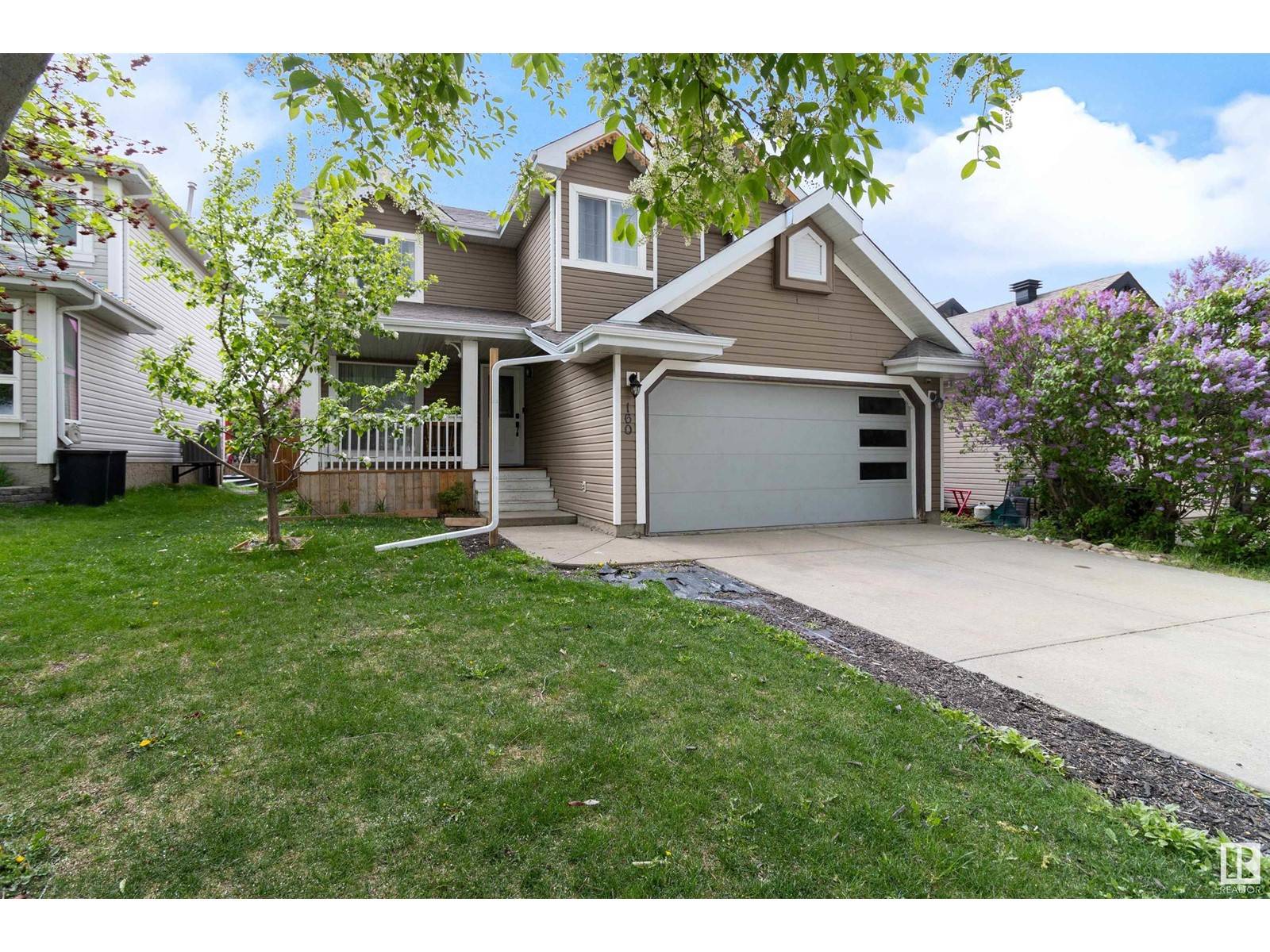 Sherwood Park, AB T8H1W2,160 LILAC LN