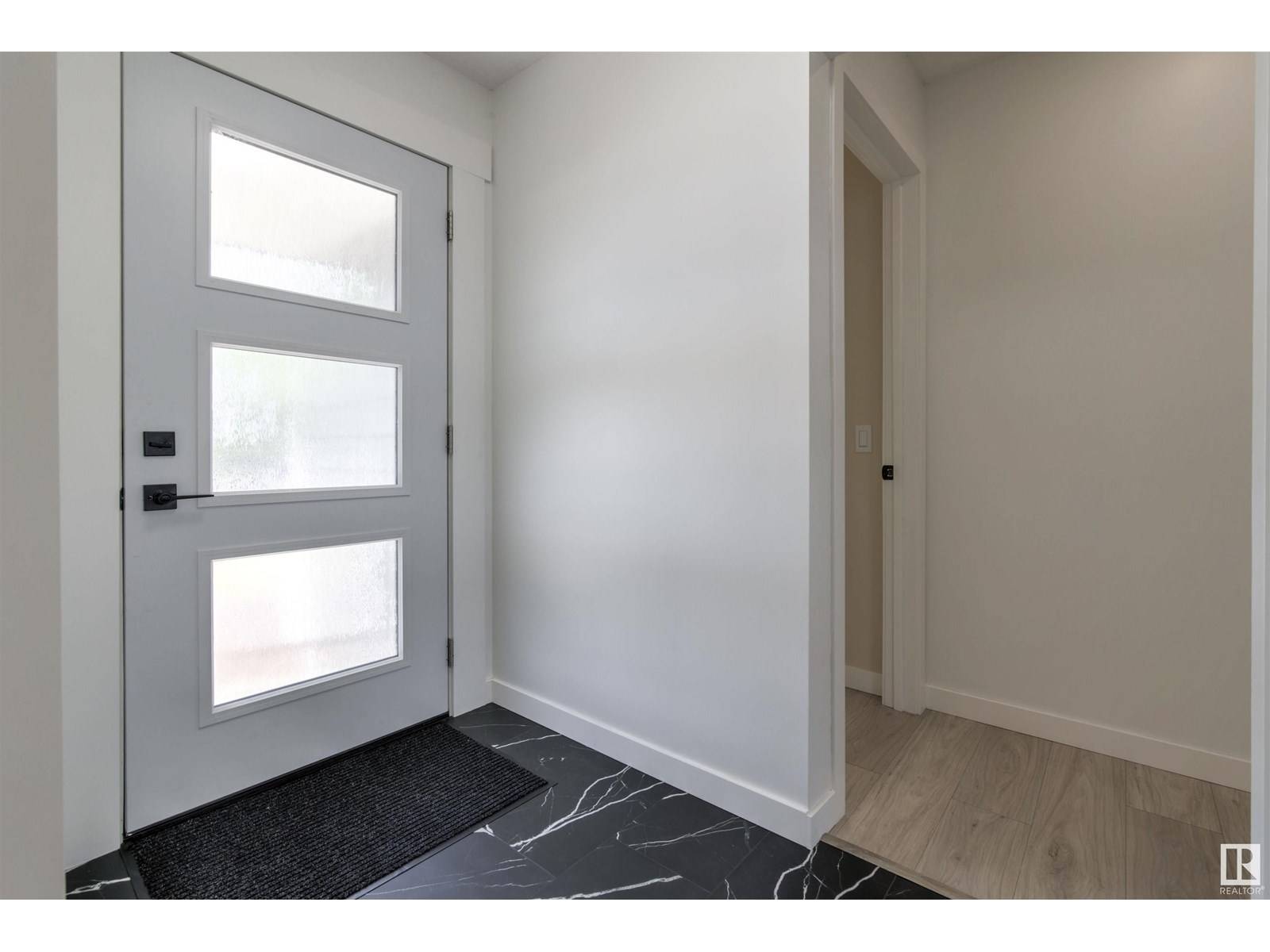 St. Albert, AB T8N0Y9,19 GRENFELL AV
