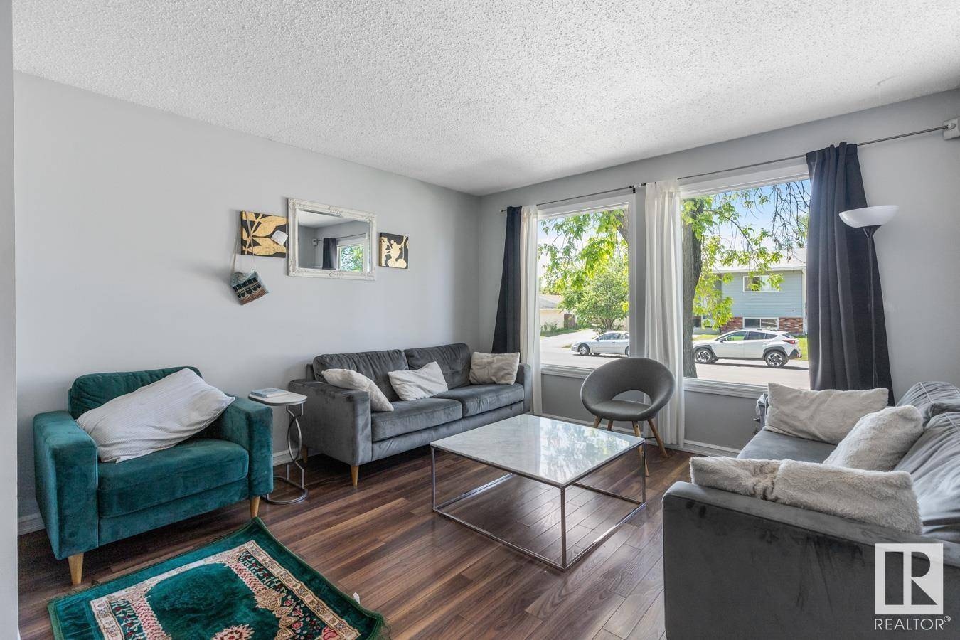 Edmonton, AB T5X3X5,17211 102 ST NW