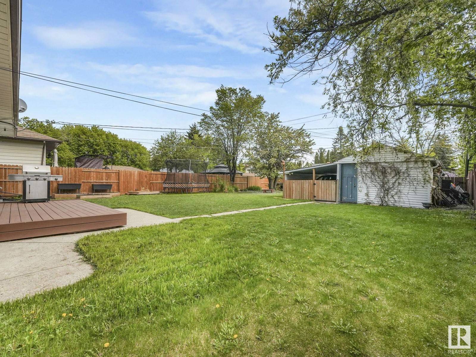 Edmonton, AB T5H3M7,10907 116 ST NW NW
