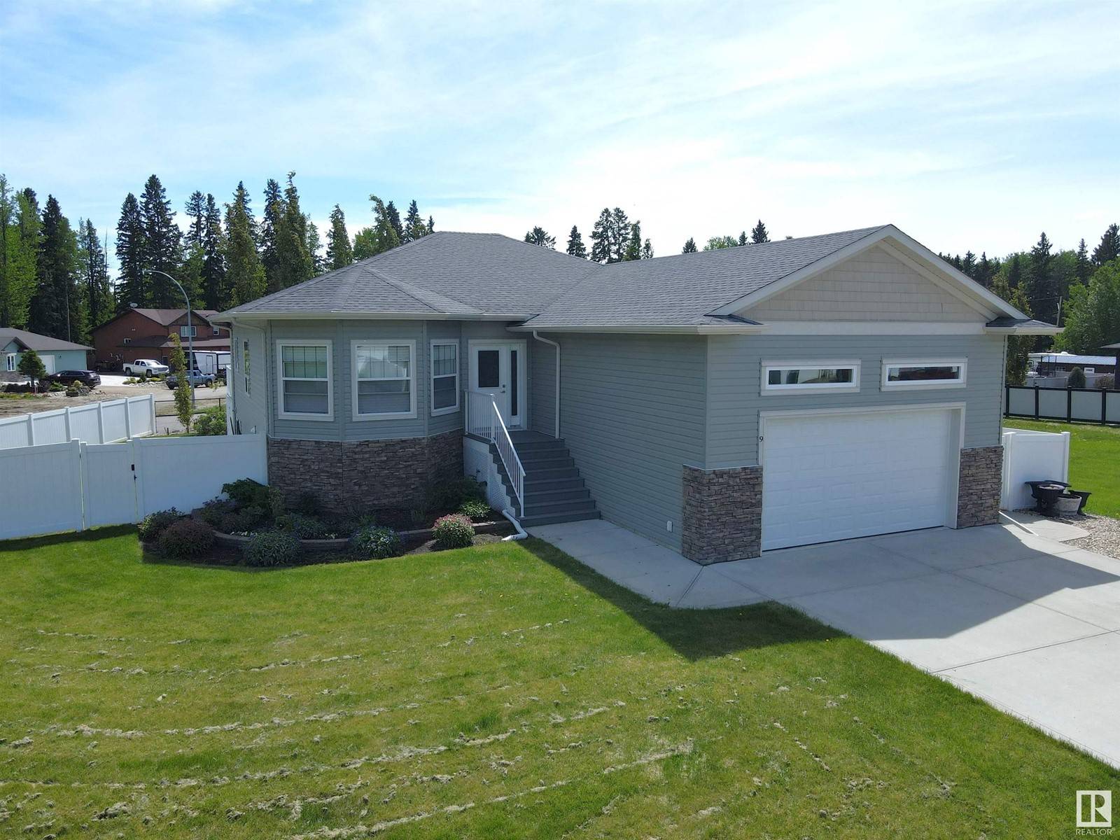9 Fraser DR, Breton, AB T0C0P0
