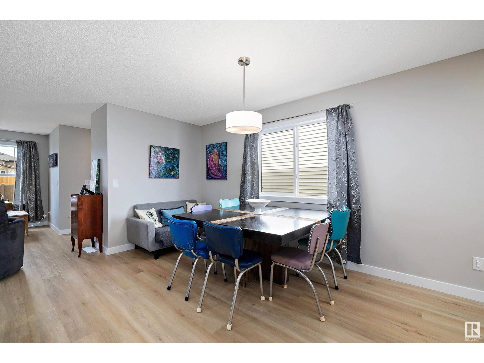 Spruce Grove, AB T7Z2W7,98 PENN PL