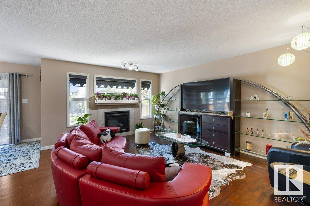 Edmonton, AB T6V0E2,16023 138 ST NW