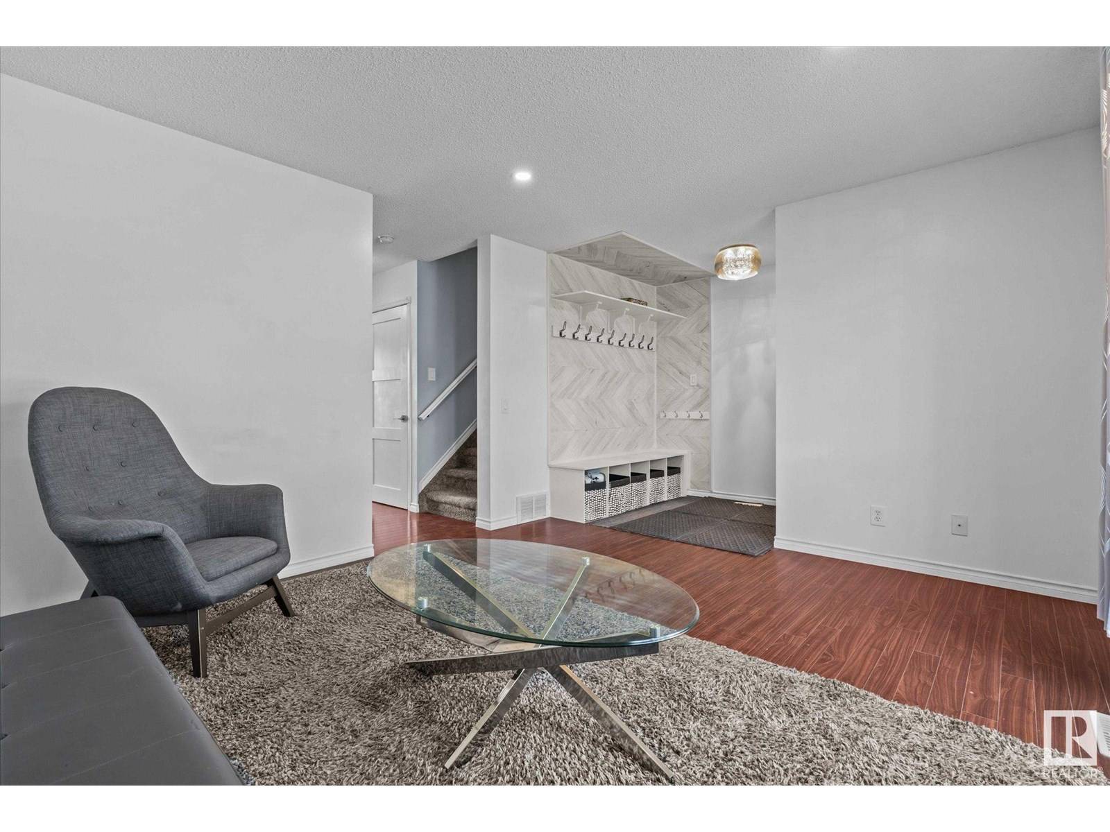 Edmonton, AB T5T6W8,408 GIBB WD NW
