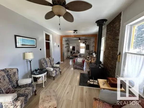Rural Parkland County, AB T2B0B0,120 7 ST