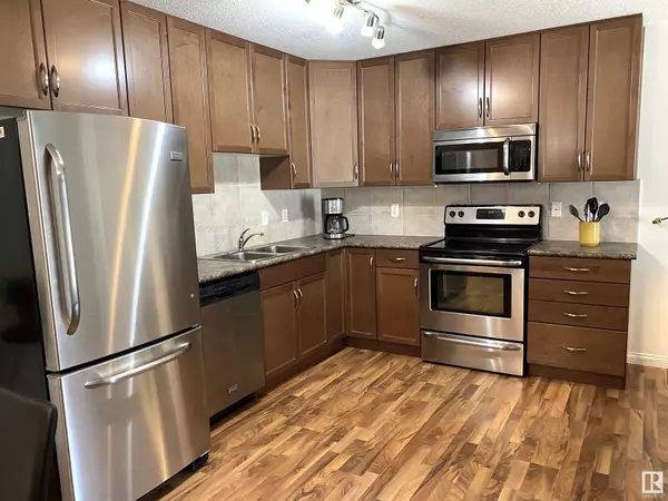 Edmonton, AB T6R0R6,#216 1204 156 ST NW