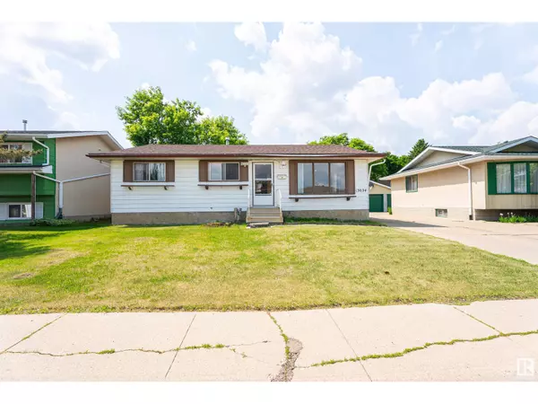 13034 32A ST NW, Edmonton, AB T5A3E5