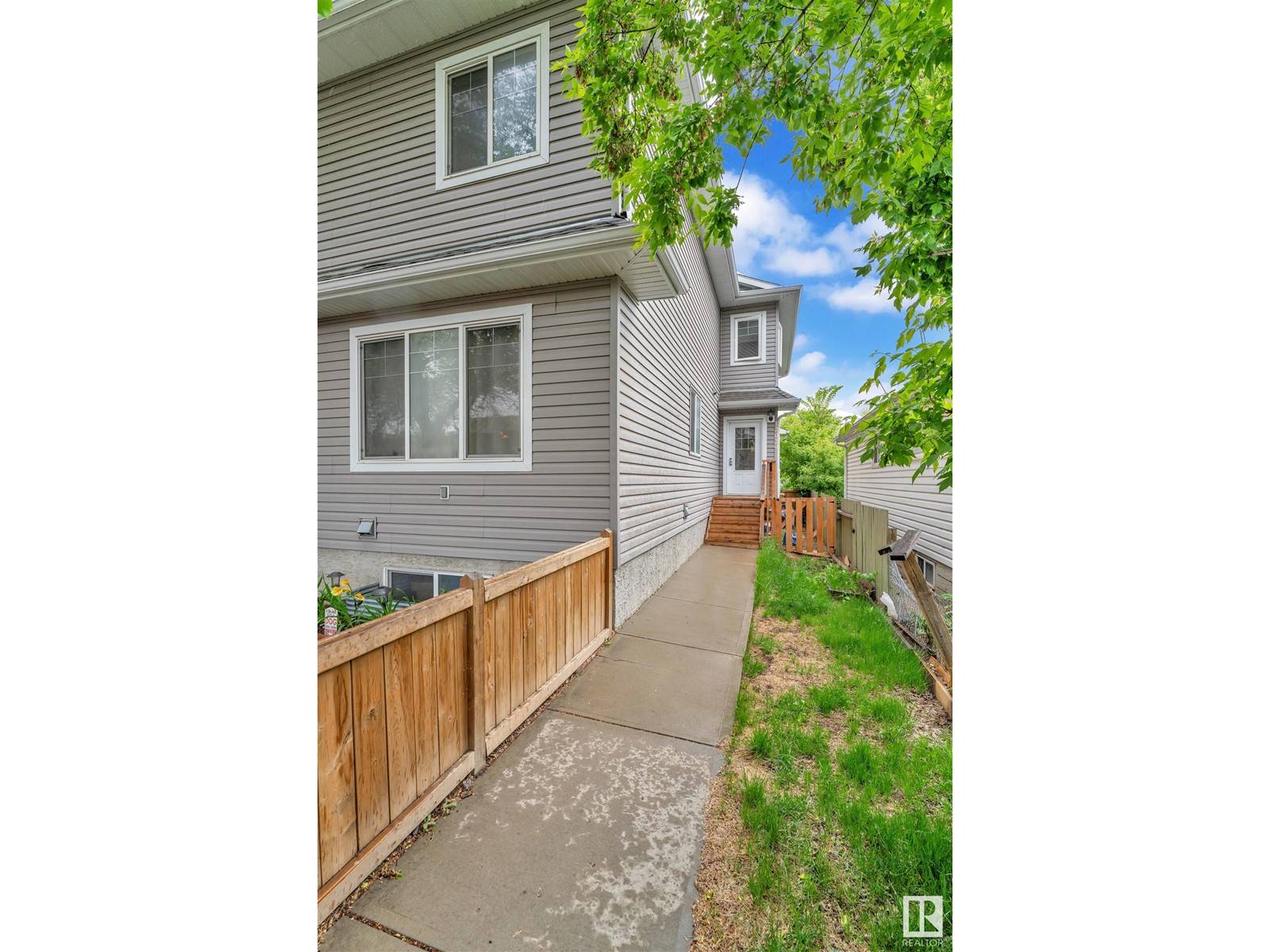 Edmonton, AB T5B2G6,12029 77 ST NW