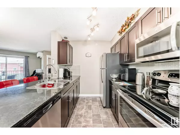 Edmonton, AB T6W3L9,#427 3315 JAMES MOWATT TR SW