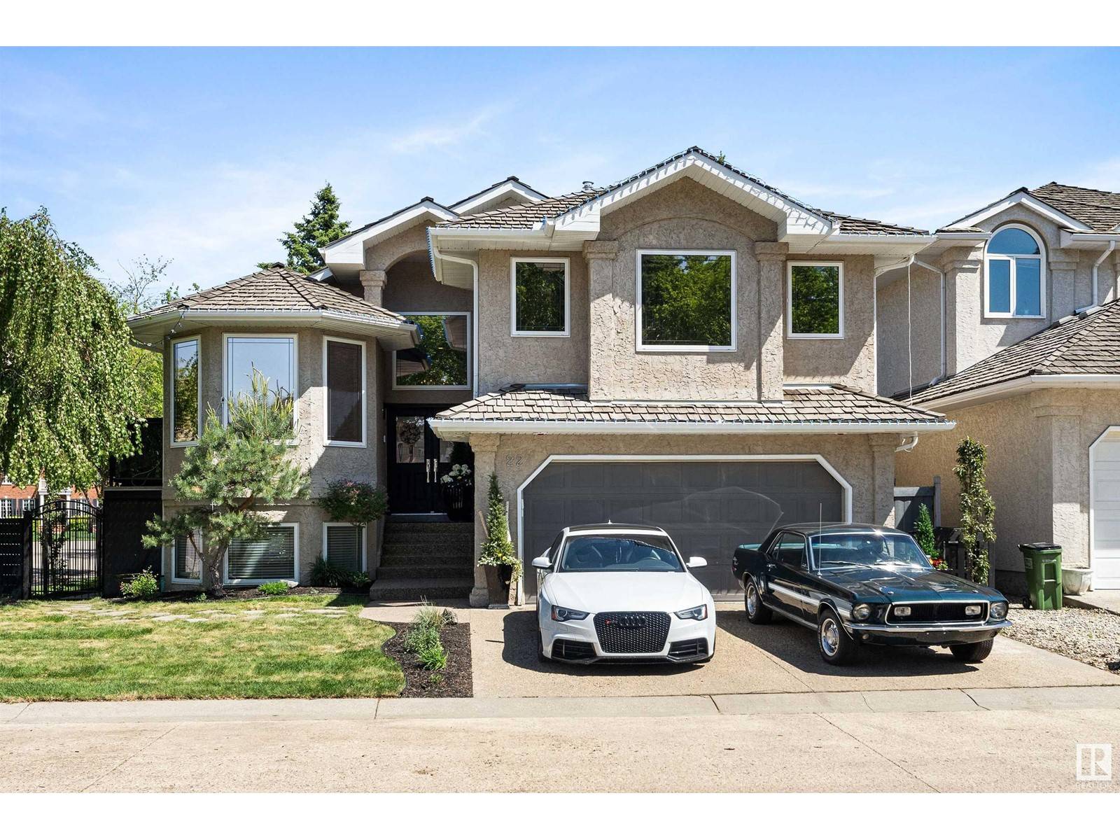 22 PRESTIGE PT NW, Edmonton, AB T6M2T3