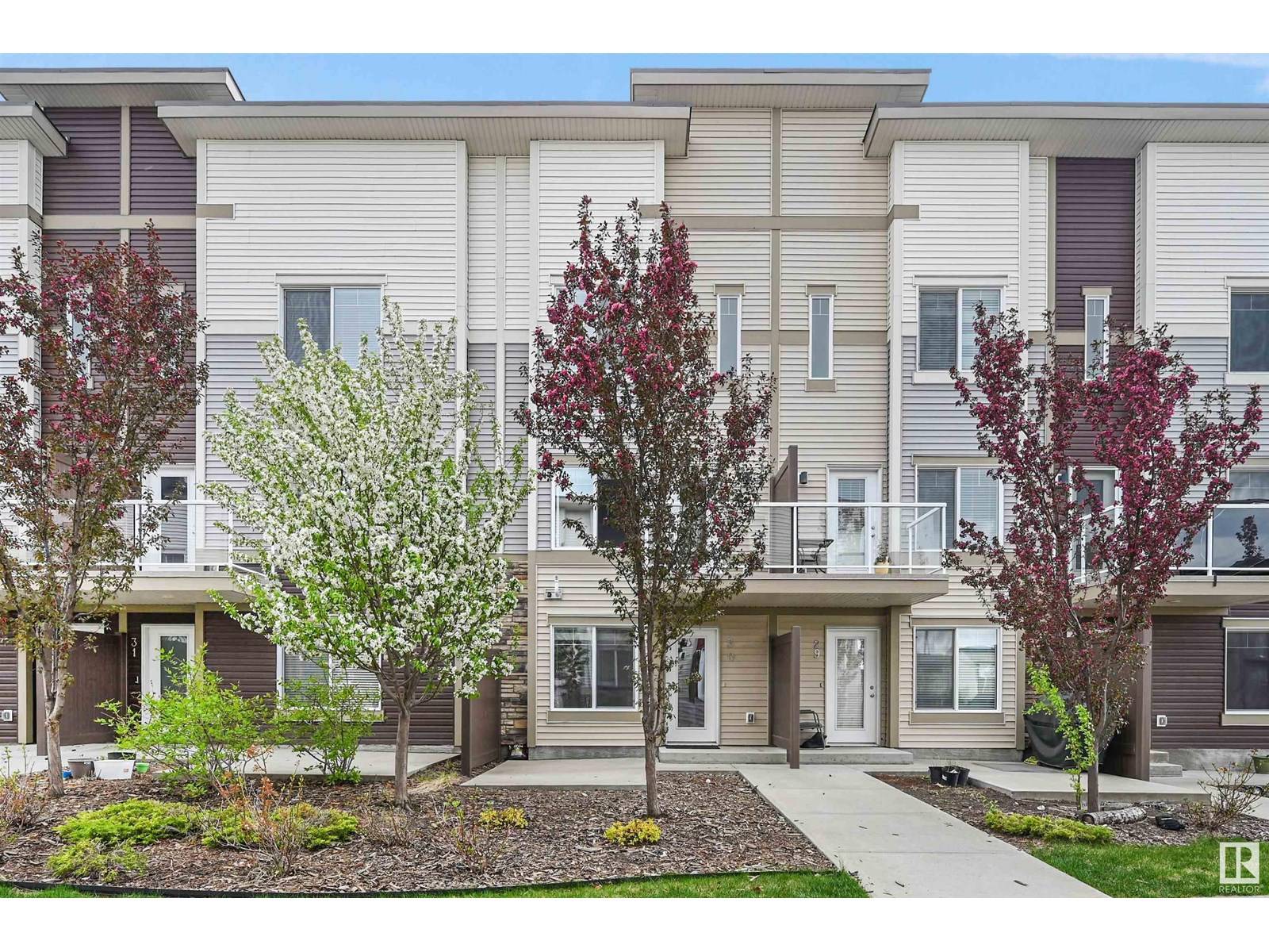 Edmonton, AB T6T1A6,#30 804 WELSH DR SW