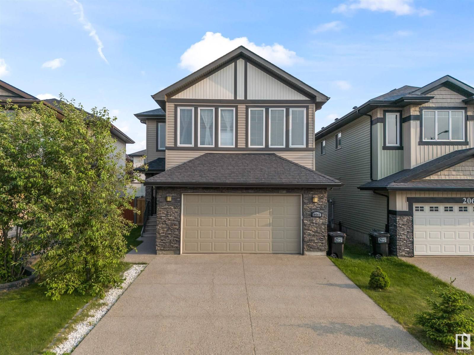 20641 97A AV NW, Edmonton, AB T5T4V6