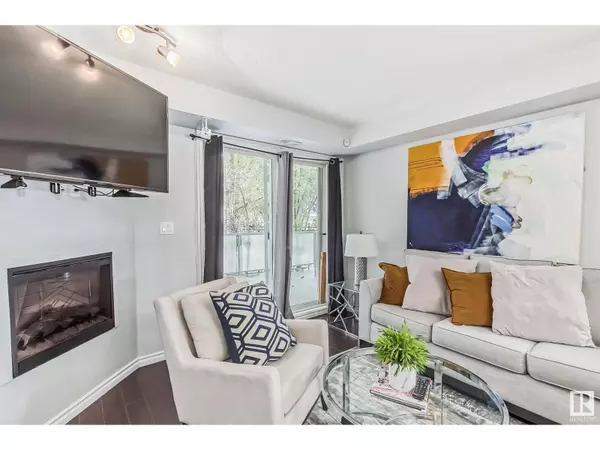 Edmonton, AB T5H0B8,#115 10118 106 ave NW