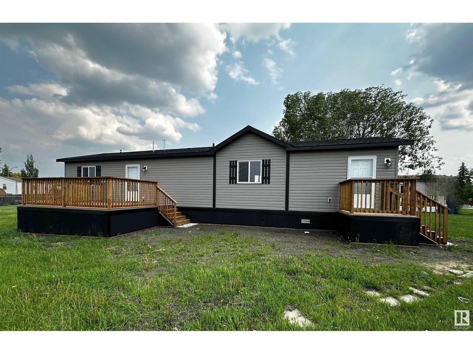 Leduc, AB T9E5R5,74 Willow Park ES