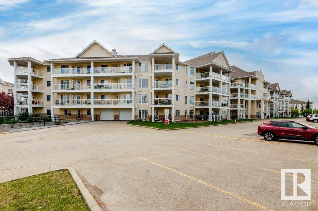 Edmonton, AB T6L7G7,#125 2741 55 ST NW