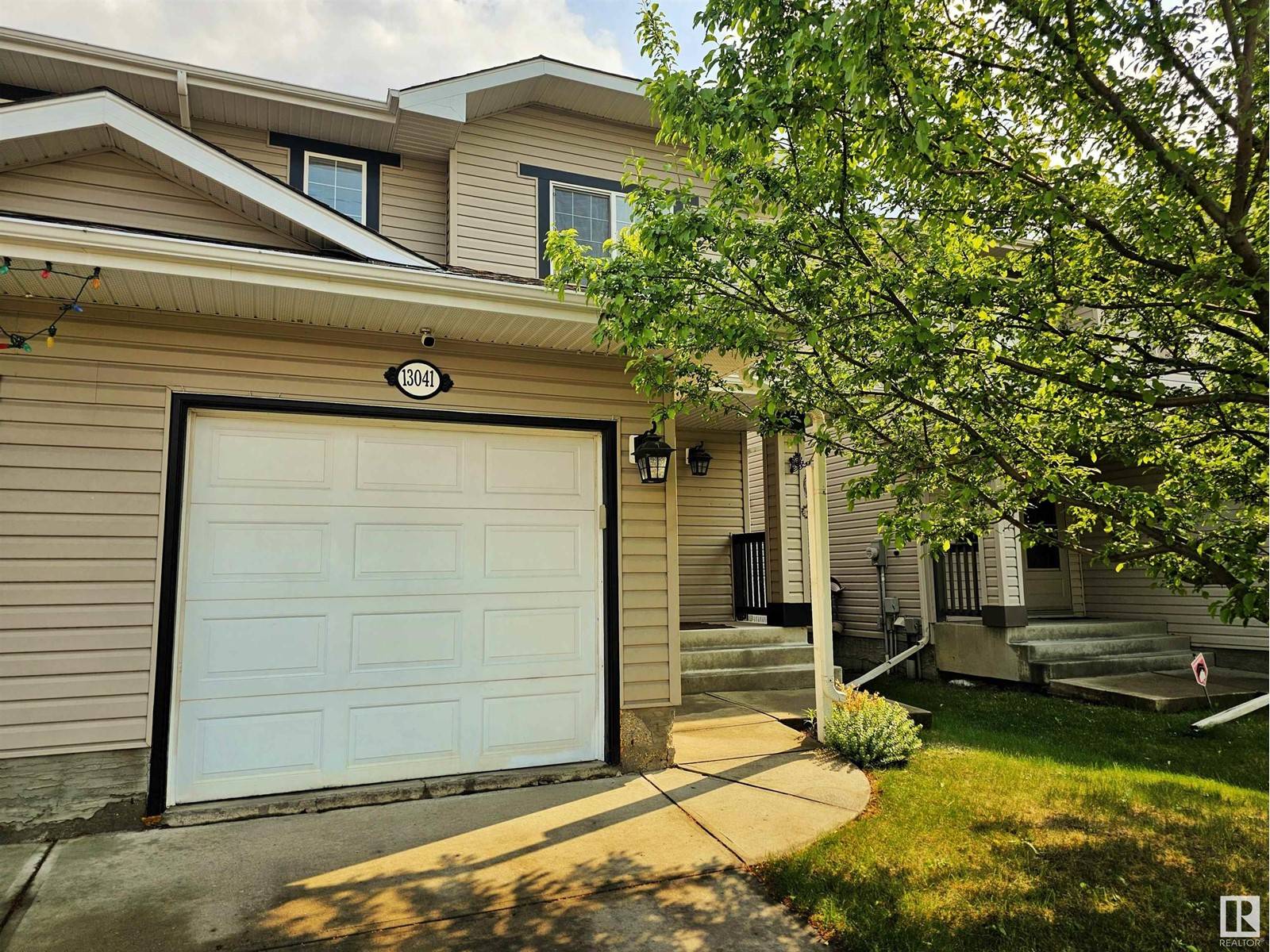 Edmonton, AB T6V1V5,13041 162A AV NW