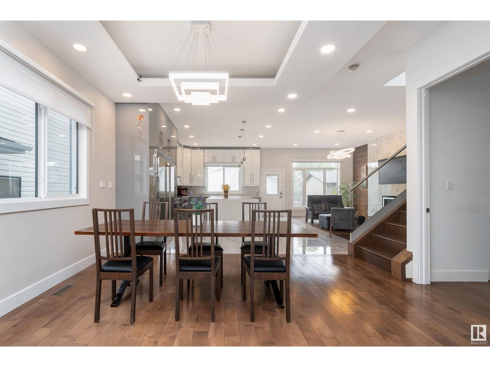Edmonton, AB T6E4V8,7306 106 ST NW