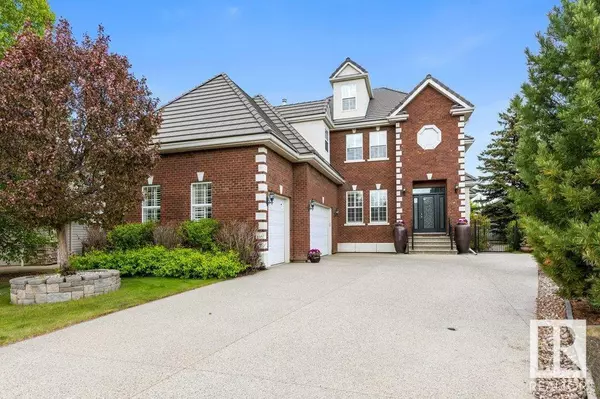 10 KARLYLE CO, St. Albert, AB T8N6Z7