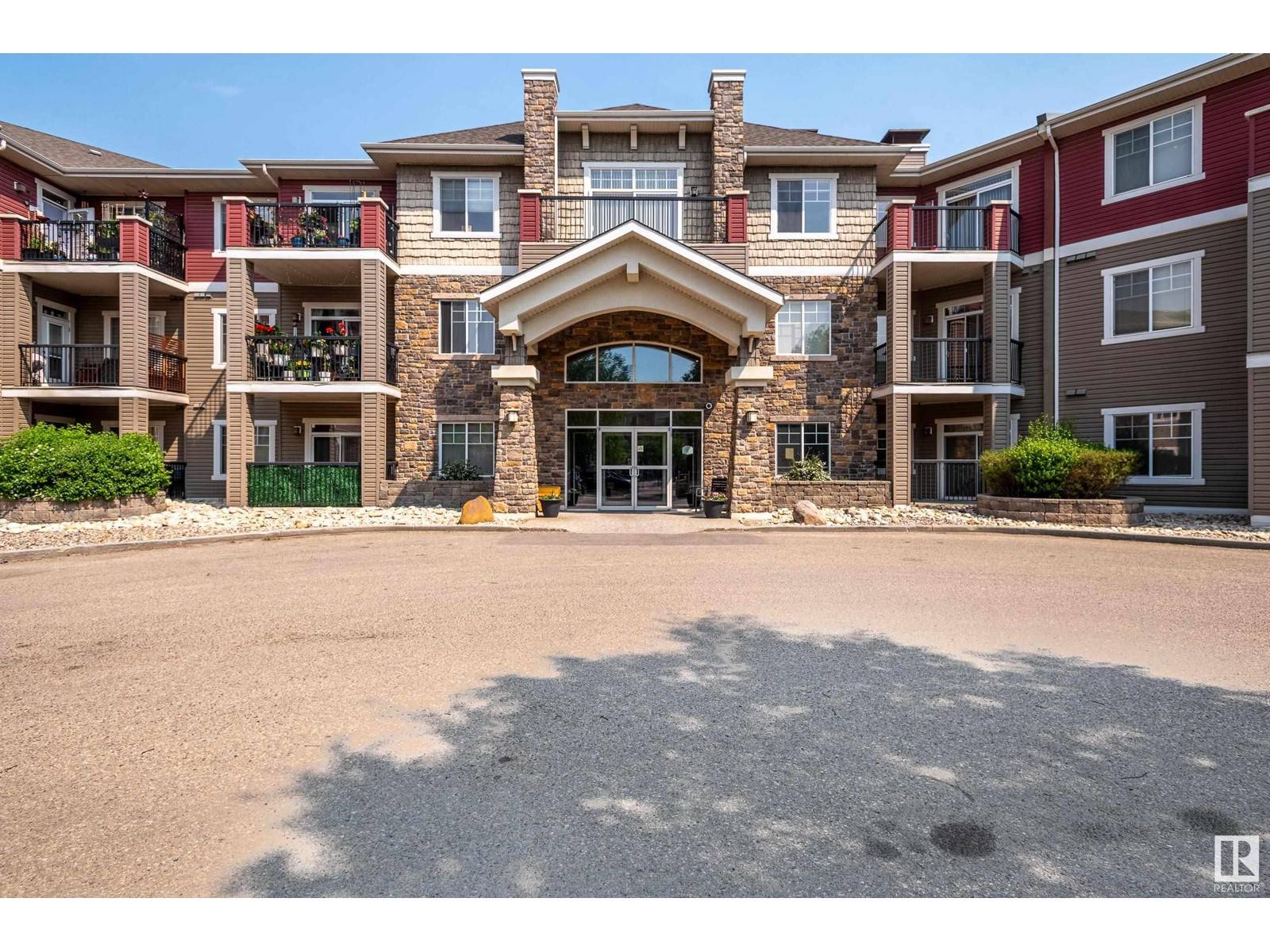 #327 2503 HANNA CR NW, Edmonton, AB T6R0H1