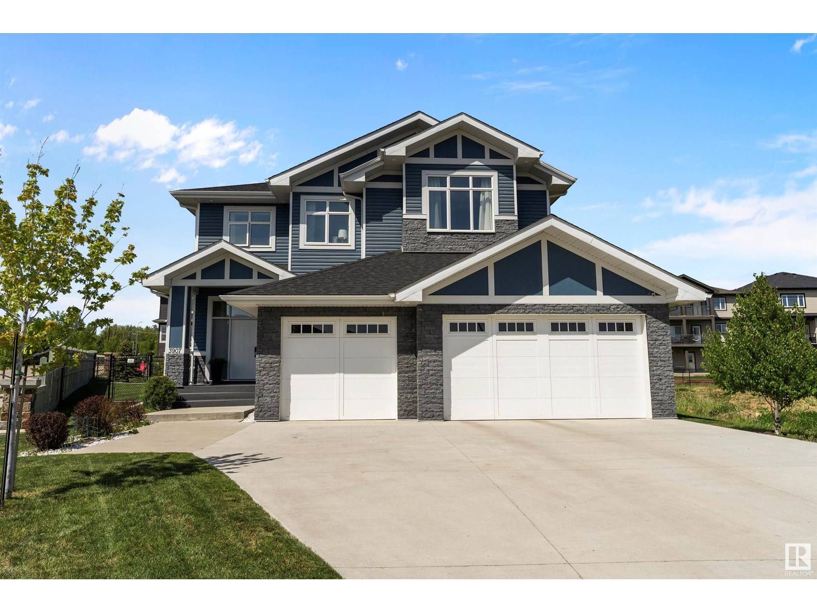 3907 47 AV, Beaumont, AB T4X1X7