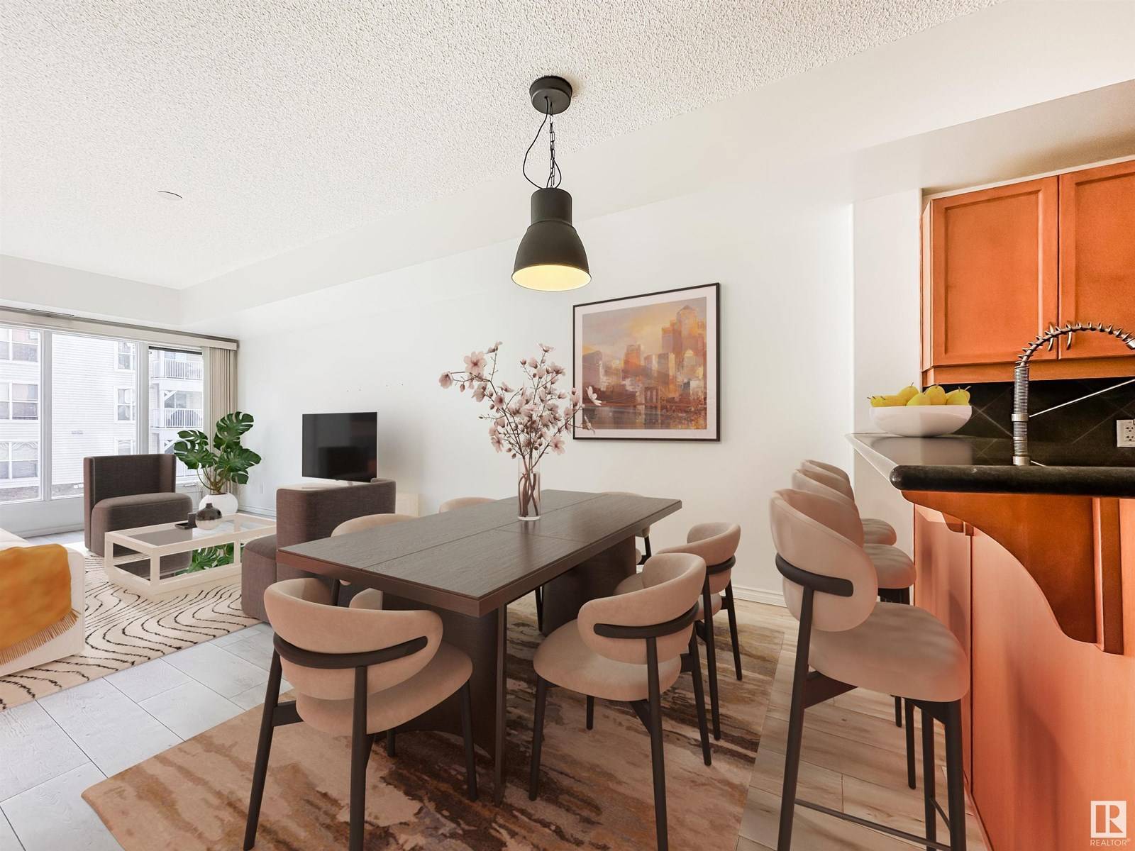 Edmonton, AB T5K0C6,#208 10303 111 ST NW