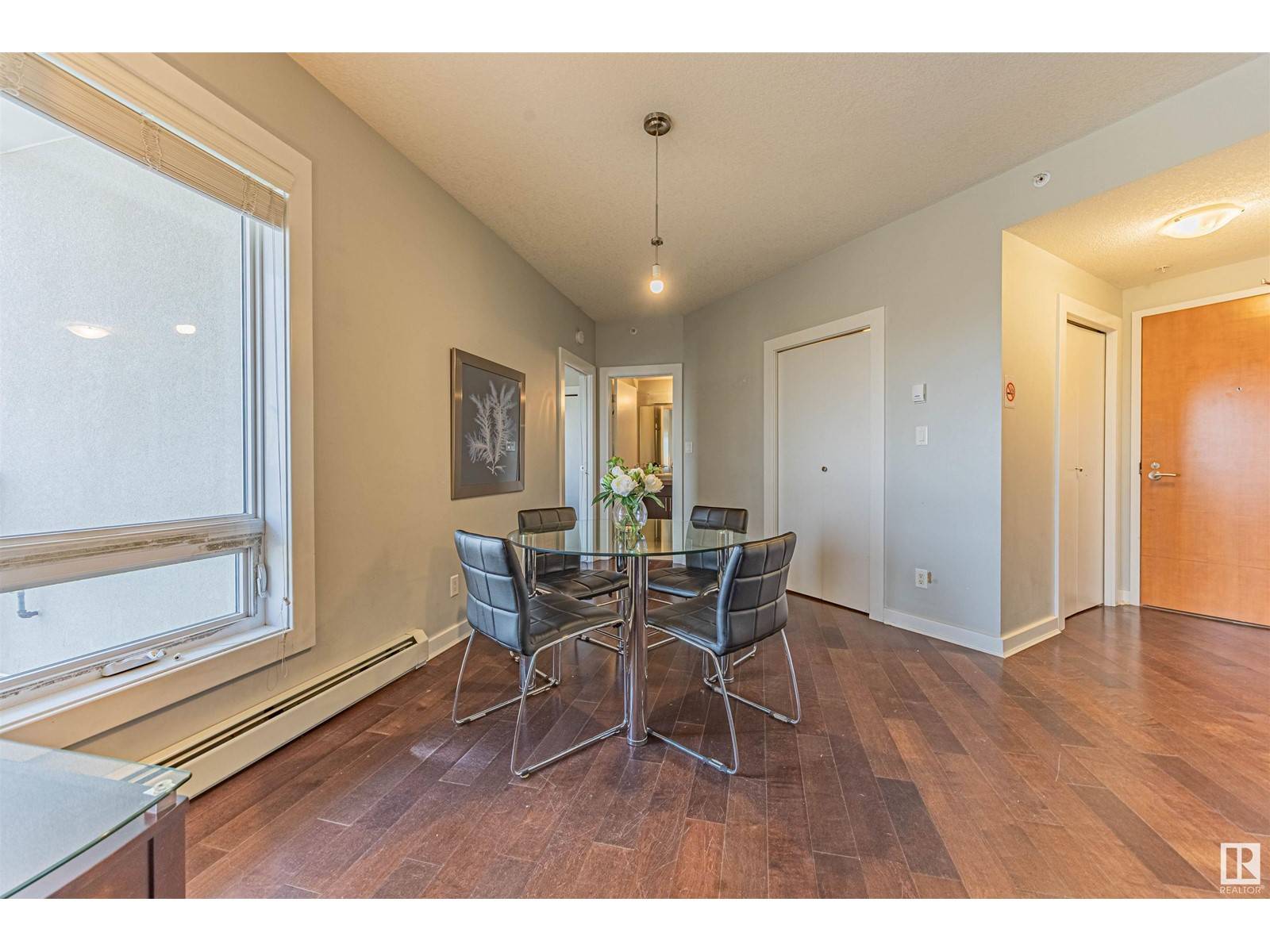 Edmonton, AB T5J0B6,#1201 10152 104 ST NW