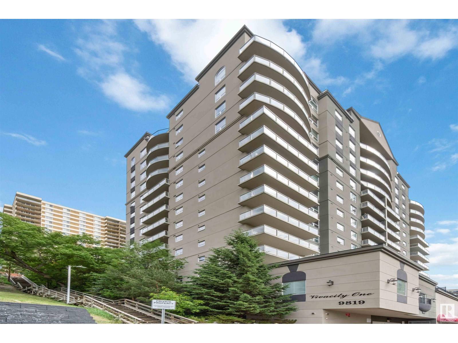 1102 9819 104 st NW, Edmonton, AB T5K0Y8