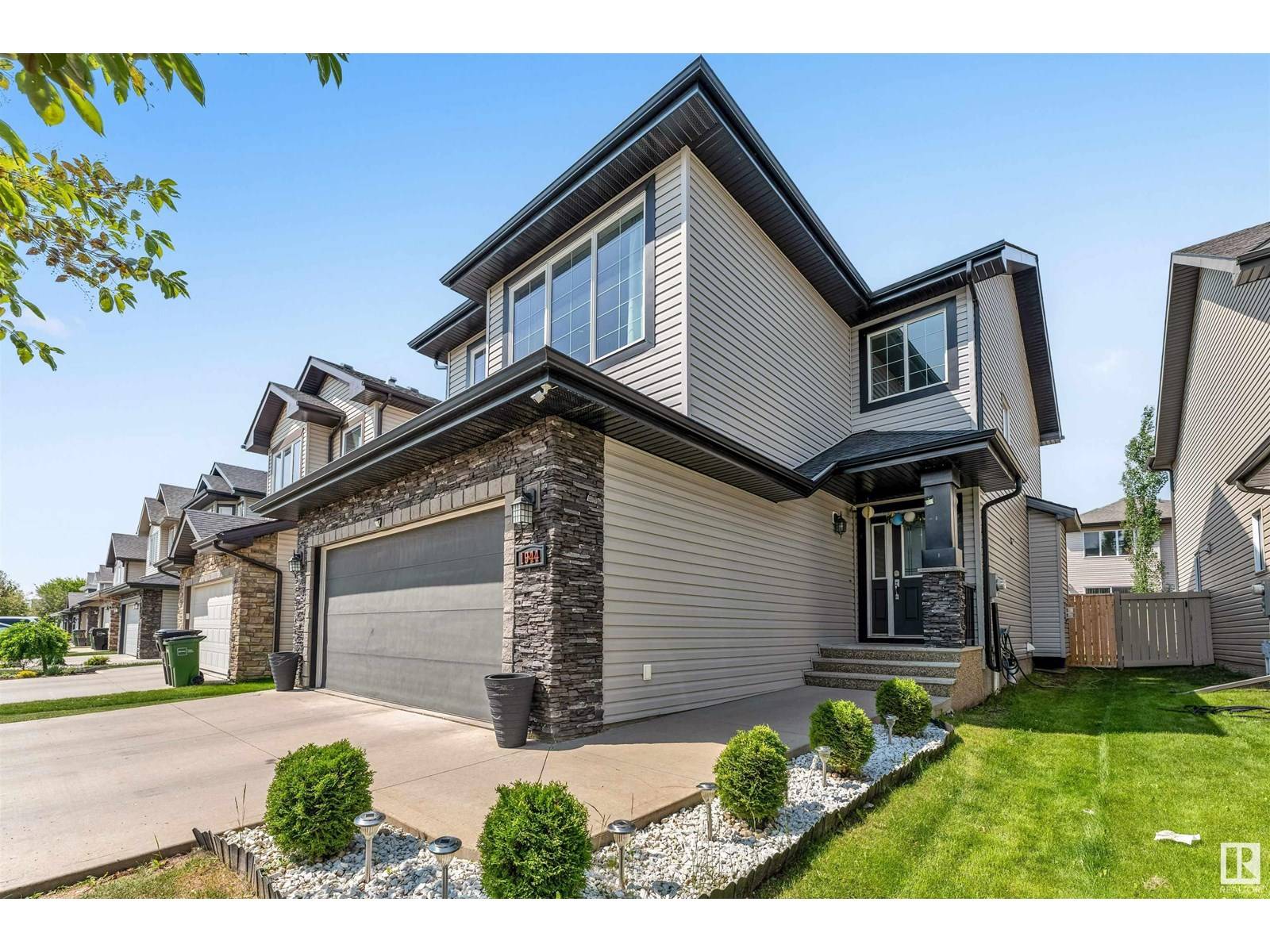 Edmonton, AB T6X0M2,1944 68 ST SW