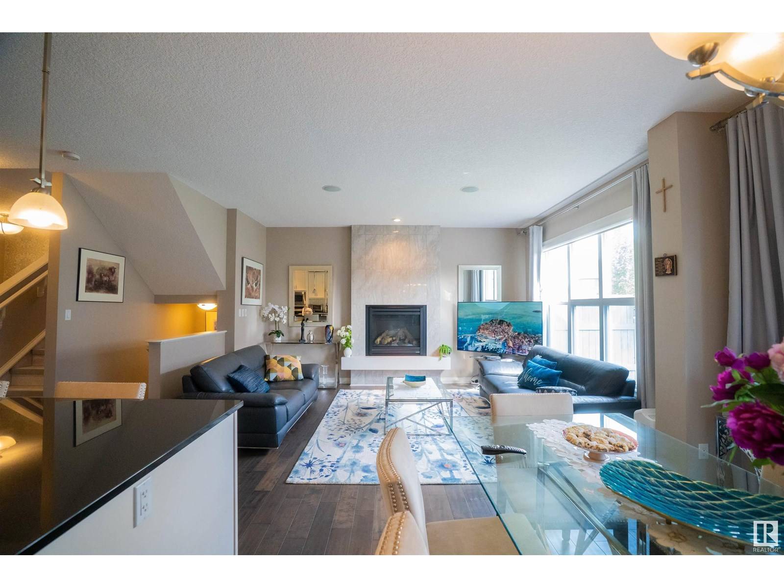 Edmonton, AB T5T3W7,17107 71 ST NW