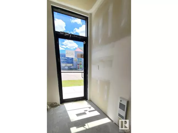 Edmonton, AB T5L2K1,12232 118 AV NW