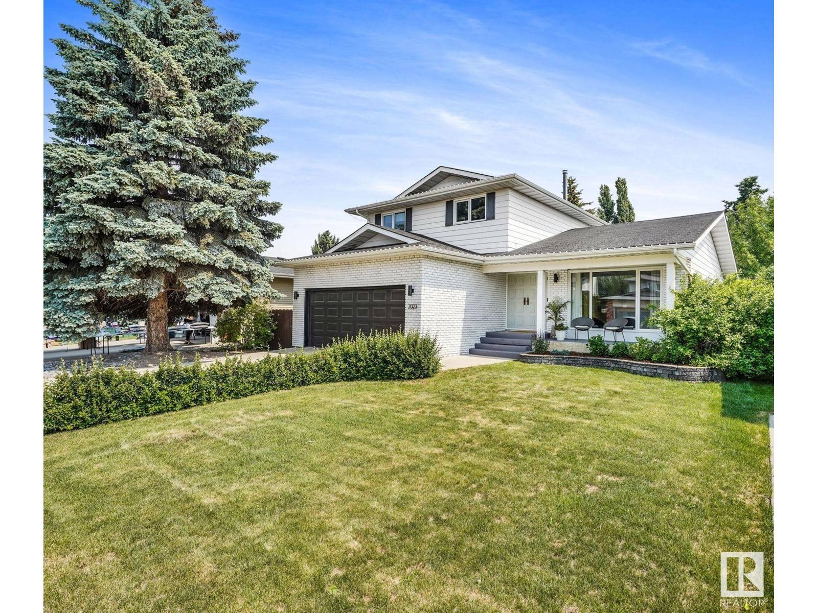 2023 104B ST NW NW, Edmonton, AB T6E5E7