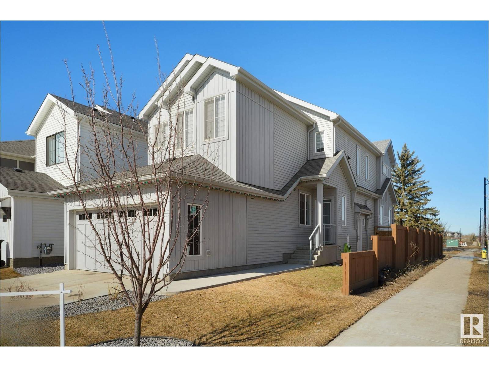1804 COLLIP VW SW, Edmonton, AB T6W1A8