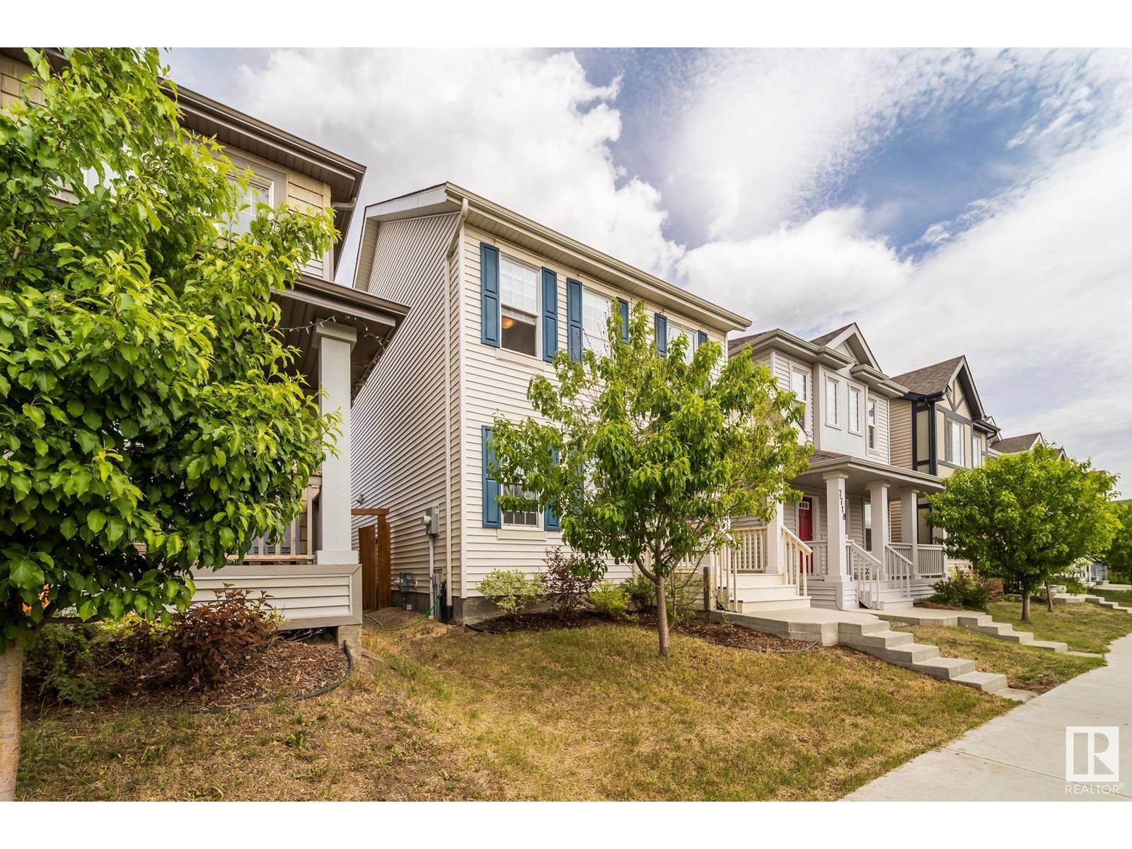 Edmonton, AB T6M0W2,7716 EIFERT CR NW