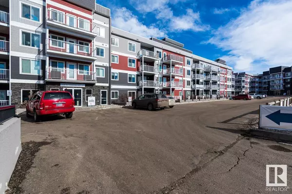 Edmonton, AB T6W2K6,#321 1820 RUTHERFORD RD SW