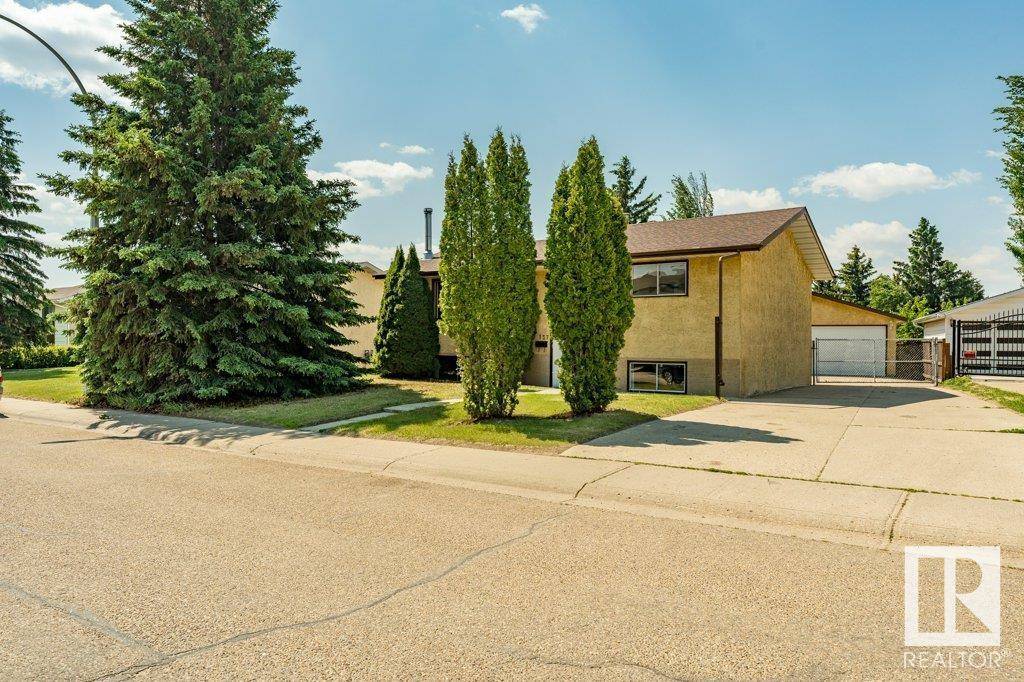 Wetaskiwin, AB T9A2S5,137 WILLOW DR