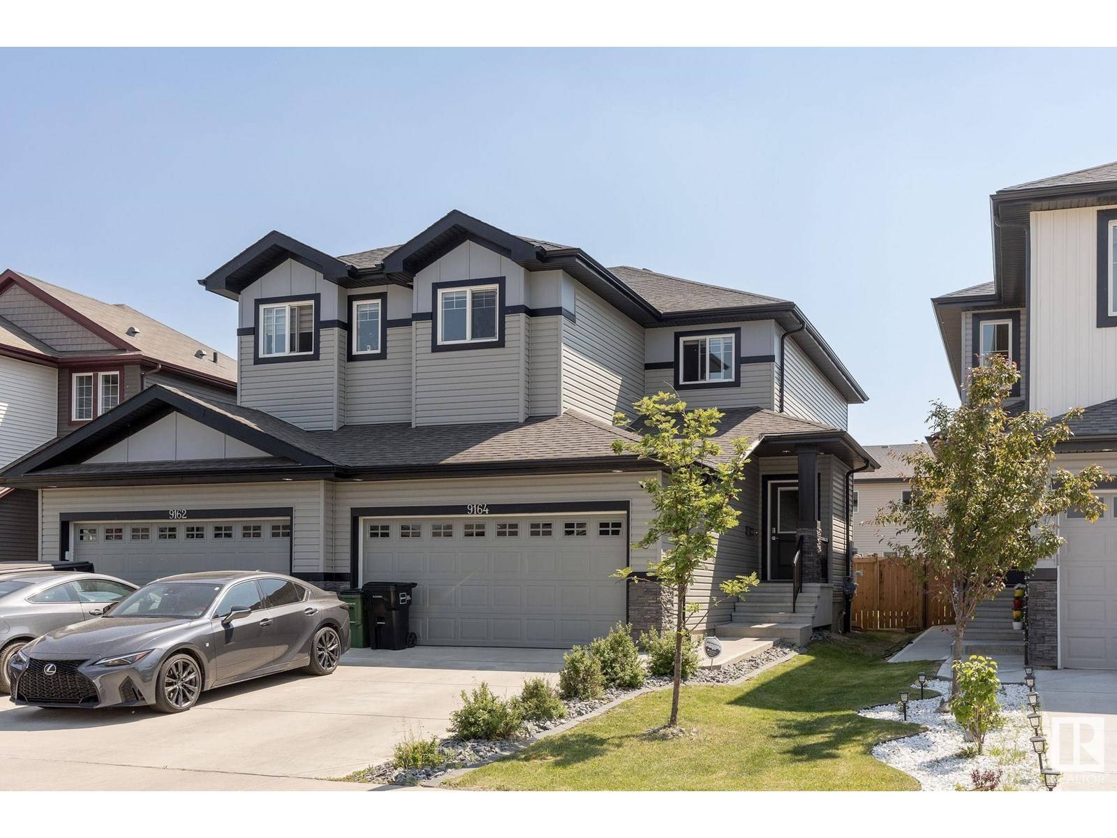 Edmonton, AB T6W3K9,9164 COOPER CR SW