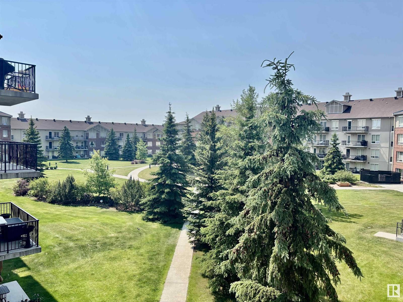 Edmonton, AB T5A5J7,#307 6315 135 AV NW