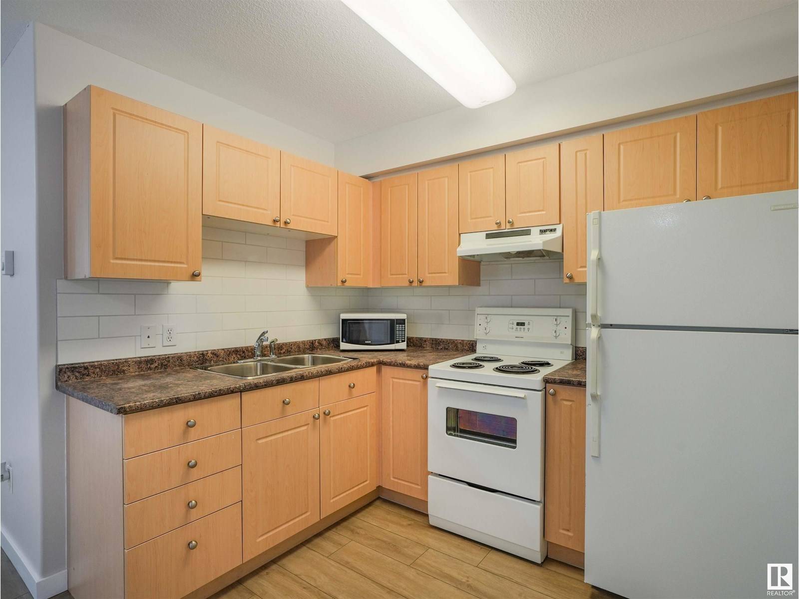Fort Saskatchewan, AB T8L4R6,#318 8802 SOUTHFORT DR