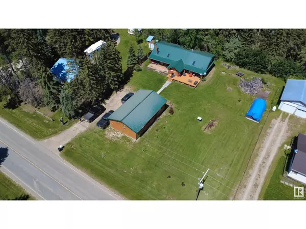 Rural Wetaskiwin County, AB T0C0T0,312 Lakeshore DR