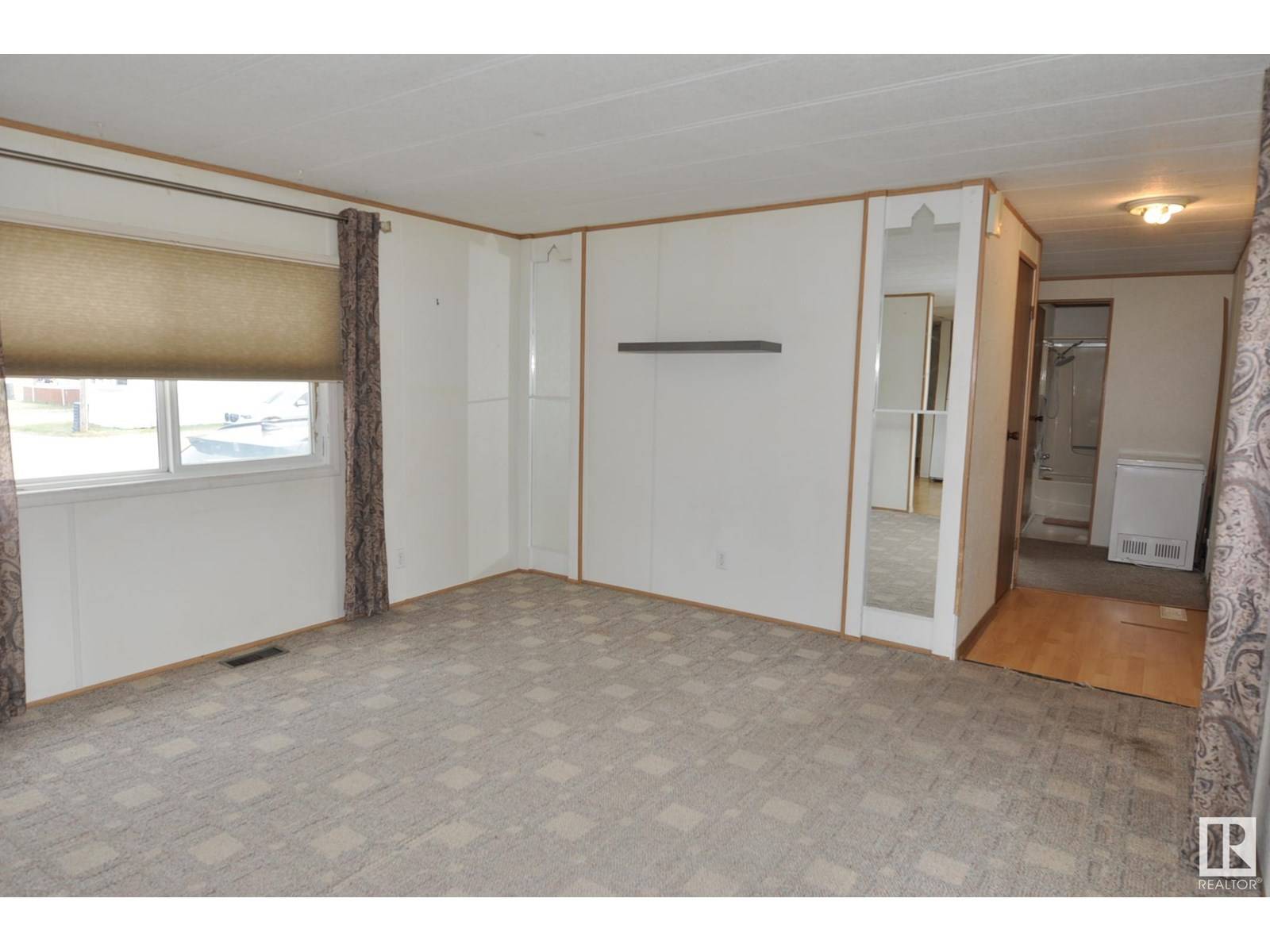Morinville, AB T8R1B1,#74 10410 101A ST